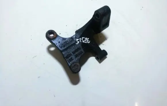 Nissan Almera N16 Engine mounting bracket 11231bm500