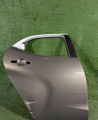 Toyota Yaris XP210 Rear door 