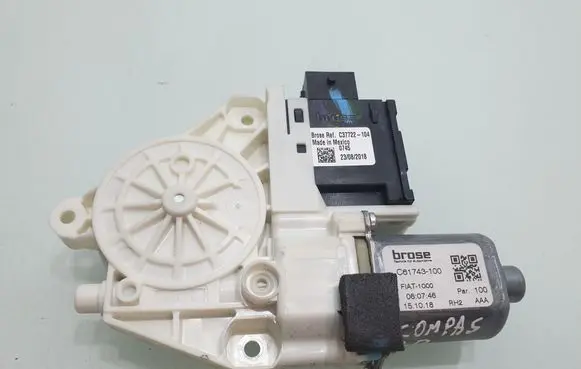 Jeep Compass Front door window regulator motor C61743100