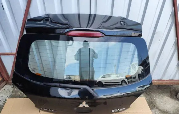 Tailgate/trunk/boot lid