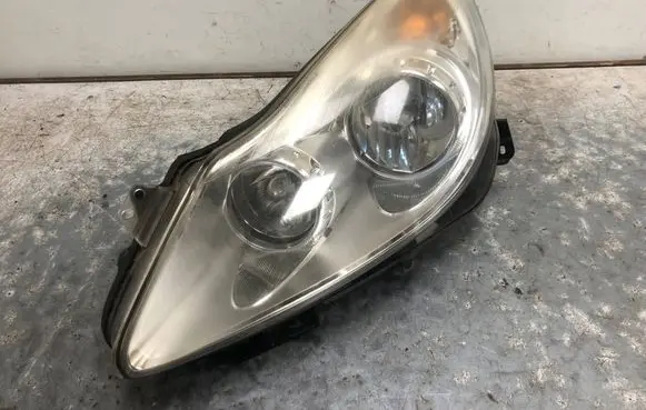 Opel Corsa D Headlight/headlamp 13186381-BILI 13186381