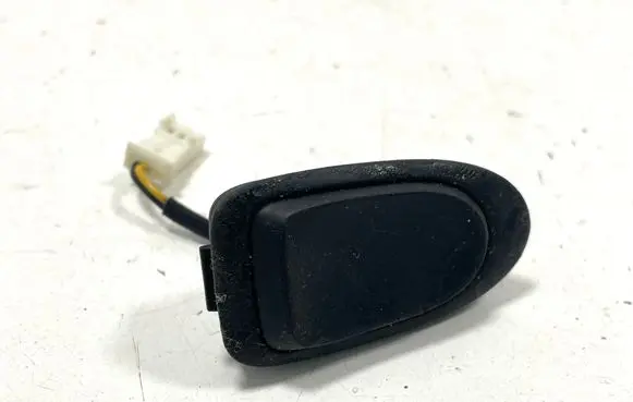 Mercedes-Benz S W221 Steering wheel buttons/switches 2218211751 61580390C00 5393Q02
