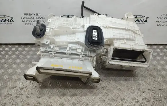 Toyota RAV 4 (XA50) Interior heater climate box assembly 
