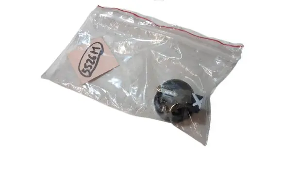 Front door high frequency speaker
