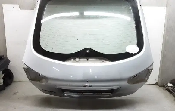 Mitsubishi Lancer VIII Tailgate/trunk/boot lid