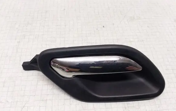 BMW 5 E39 Front door interior handle 8226050