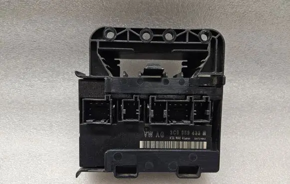 Volkswagen PASSAT B6 Comfort/convenience module 3C0959433M