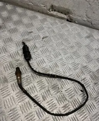 Volkswagen PASSAT B6 Lambda probe sensor 070906262