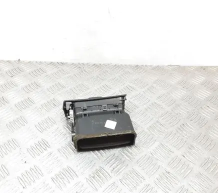 Toyota Avensis T250 Dashboard side air vent grill/cover trim TD20