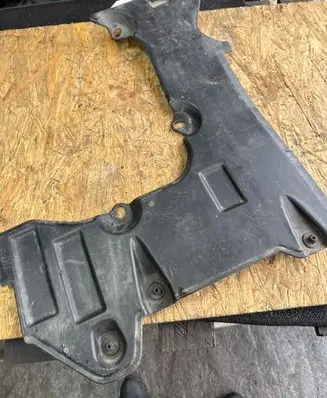 Audi A8 S8 D3 4E Fuel tank bottom protection 4E0825214C