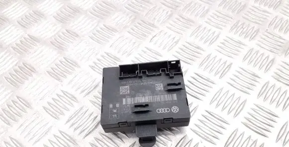 Audi Q3 8U Door control unit/module 8X0959795C