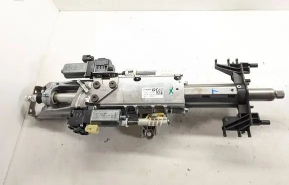 BMW 7 G11 G12 Steering wheel axle 7045955