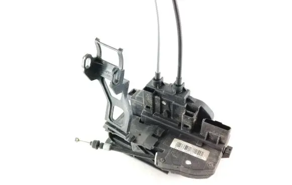 Hyundai Santa Fe Front door lock 813202B030