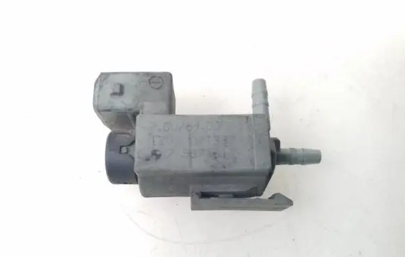 BMW 5 E60 E61 Turbo solenoid valve 7537612