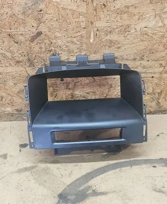 Opel Astra J Dashboard center trim panel 340685796 1707343