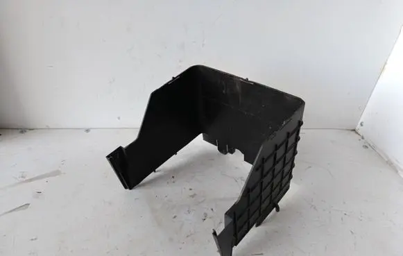 Volkswagen Jetta V Battery box tray 1K0915335C