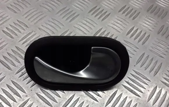 Renault Scenic II - Grand scenic II Rear door interior handle trim 8200028486