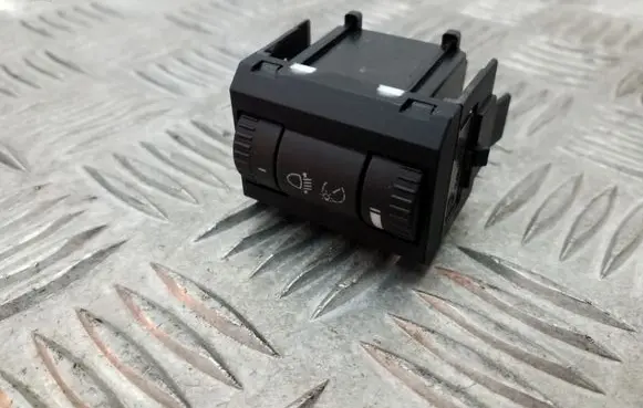 Skoda Superb B6 (3T) Headlight level height control switch 3T0941333