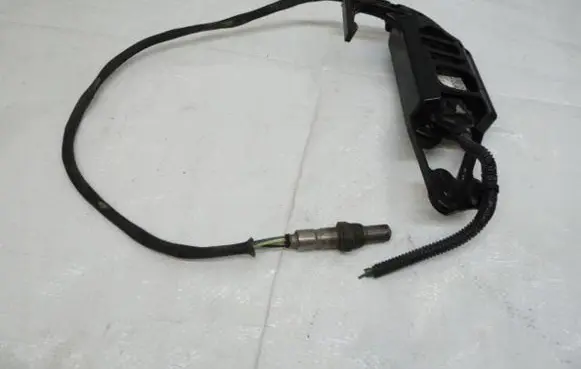 Citroen C4 II Picasso Lambda probe sensor 9830817880