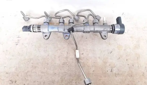 BMW 5 G30 G31 G38 Fuel main line pipe 8579240 13538579240