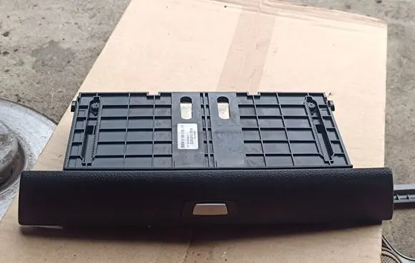 BMW 5 GT F07 Glove box 919911811 9199118 51459199118