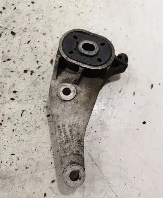 Opel Combo C Engine mount bracket 468646740 13117089 13143386