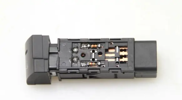 KIA Sorento Other switches/knobs/shifts 621W05010