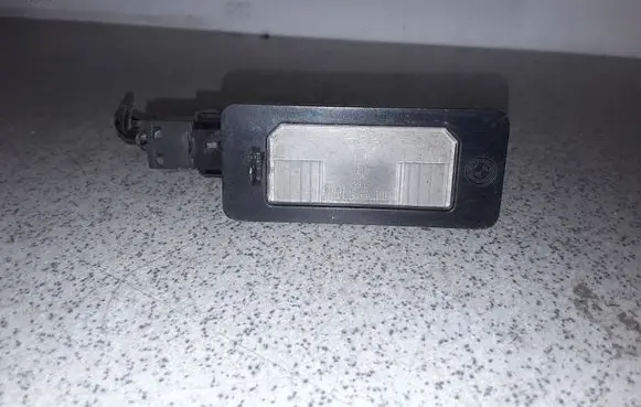 BMW 5 E60 E61 Number plate light 8372001