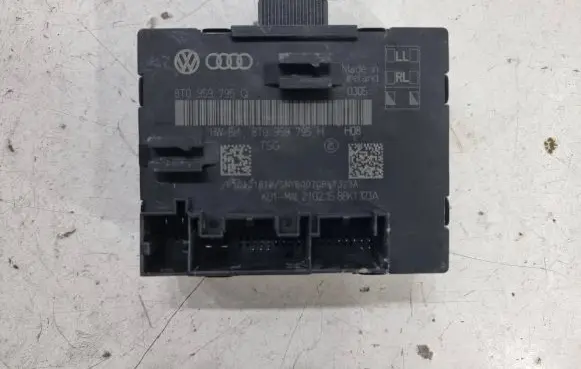 Audi A4 S4 B8 8K Door control unit/module 8T0959795Q 8T0959795H P10121619
