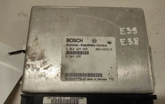 BMW 5 E39 Brake system control unit/module 0265109023