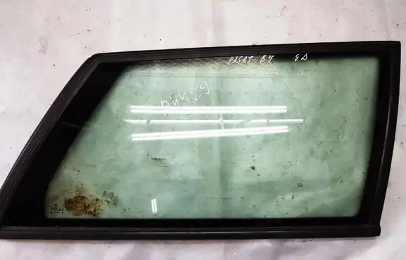 Volkswagen PASSAT B4 Rear side window
