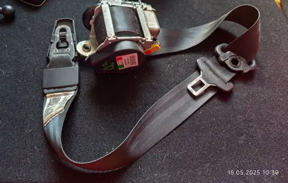 Skoda Superb B6 (3T) Front seatbelt 3T2857702 615479200 040924