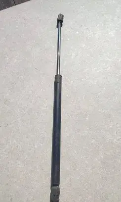 Skoda Octavia Mk2 (1Z) Tailgate/trunk strut/damper 1U6827550F