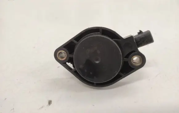 Chrysler 300M Electric throttle body valve 4591173