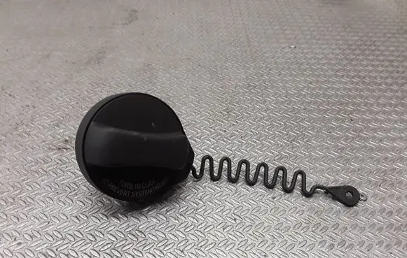 Volvo XC70 Fuel tank filler cap 