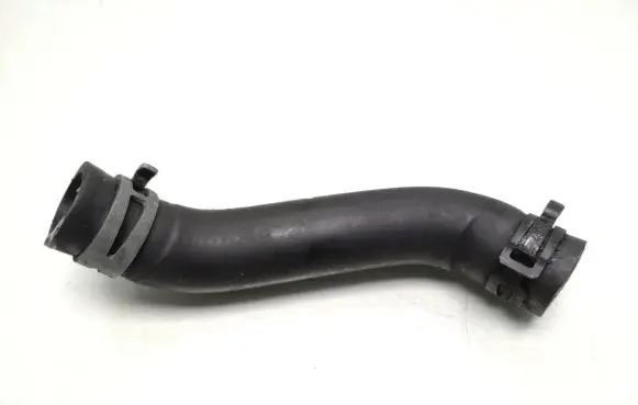 Audi A6 S6 C6 4F Engine coolant pipe/hose