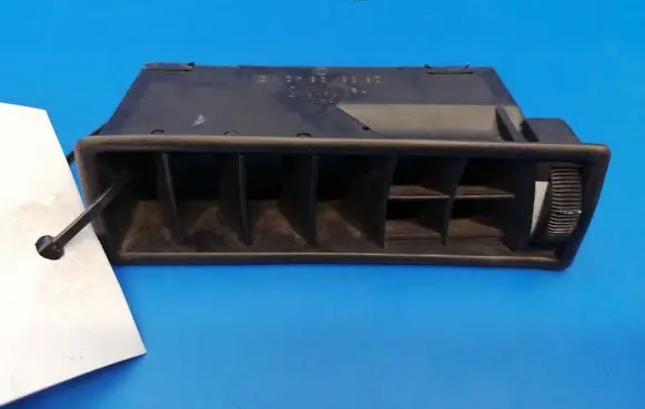 Mercedes-Benz S W126 Dashboard side air vent grill/cover trim 1268310842