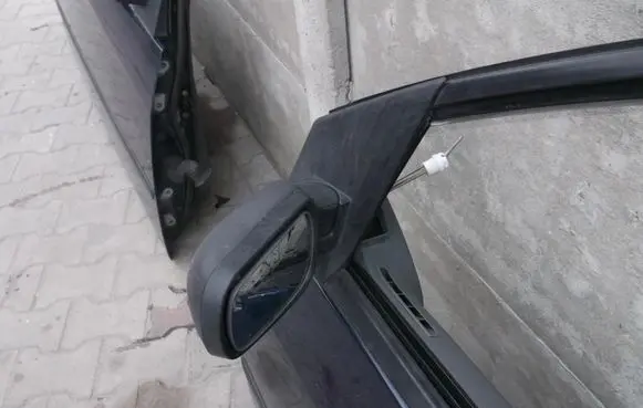 Ford Fiesta Manual wing mirror 