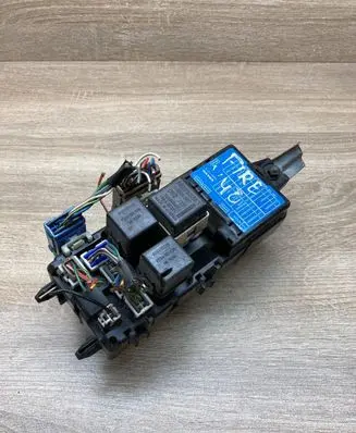 Volvo S40, V40 Fuse module 30807016