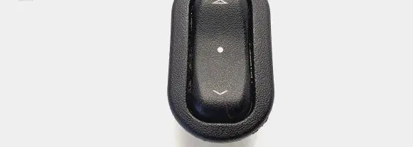 Opel Zafira A Electric window control switch 90561388 13363100