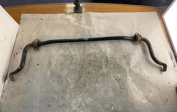 Front anti-roll bar/sway bar