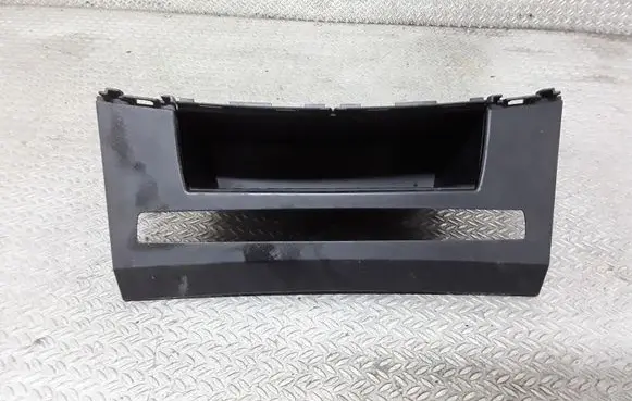 BMW 5 E60 E61 Dashboard storage box/compartment 70631469
