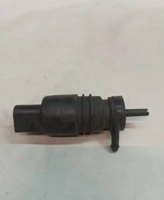 BMW 3 E46 Windscreen/windshield washer pump 8362154
