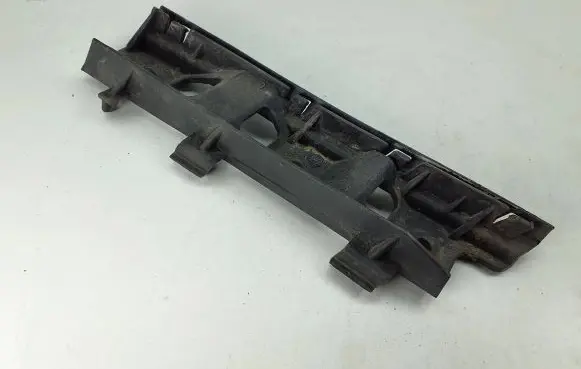 Volkswagen PASSAT B6 Front bumper mounting bracket 3C0807183