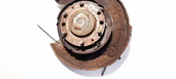 KIA Carnival Rear wheel hub