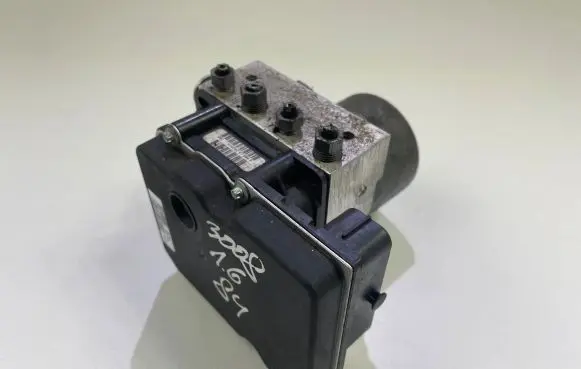 Peugeot 3008 I ABS Pump 9676244880