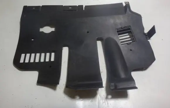 BMW 5 E34 Dashboard lower bottom trim panel