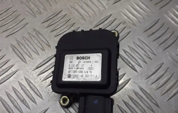 Audi A6 S6 C5 4B A/C air flow flap actuator/motor 4B1820511A