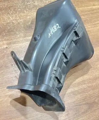 BMW 1 E81 E87 Brake cooling air channel/duct 7076842 74850610