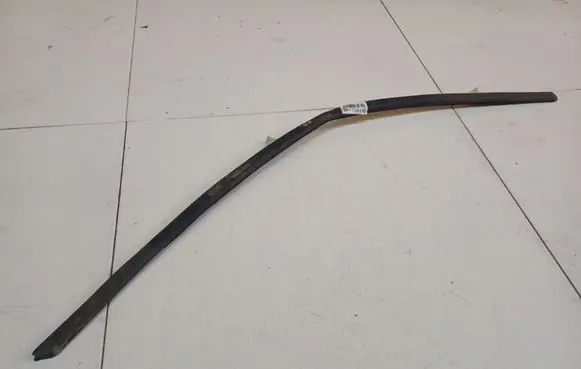 Audi A3 S3 8P Front door glass trim molding 